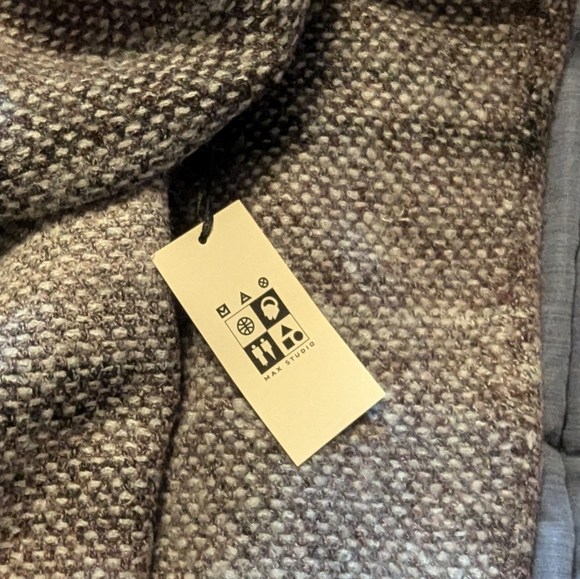 Max Studio Gradient Sweater Large - Picture 6 of 7